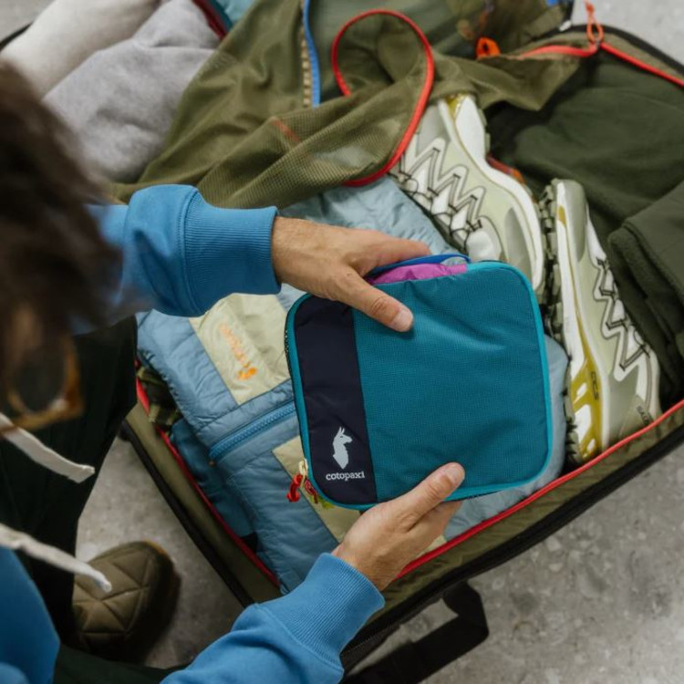 Cotopaxi Cubo 2L Travel Cube – Del Dia